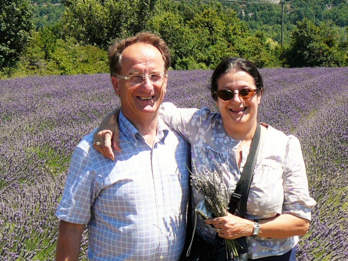 Santolines En Provence Bed & Breakfast Piolenc Exterior foto
